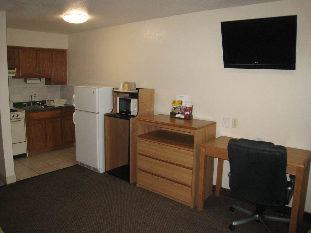 Executive Inn Pearsall Room photo